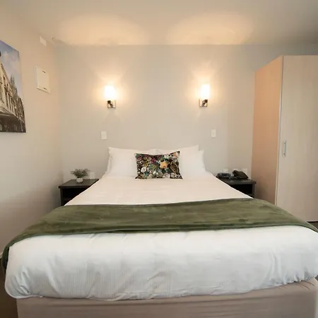 Cranford Oak Motel-3